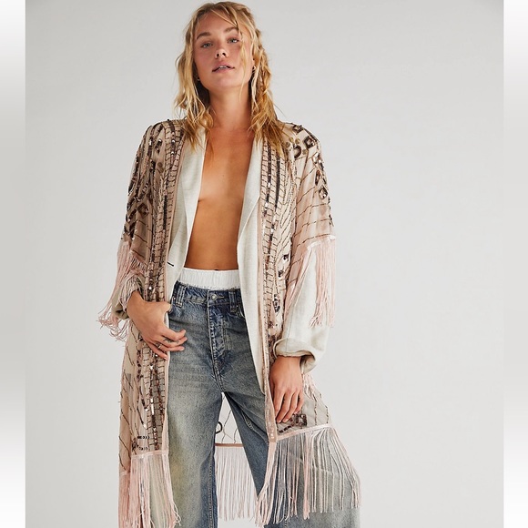 Free People Sweaters - 🌸 Free People Majesty Embellished Fringe Kimono 🌸